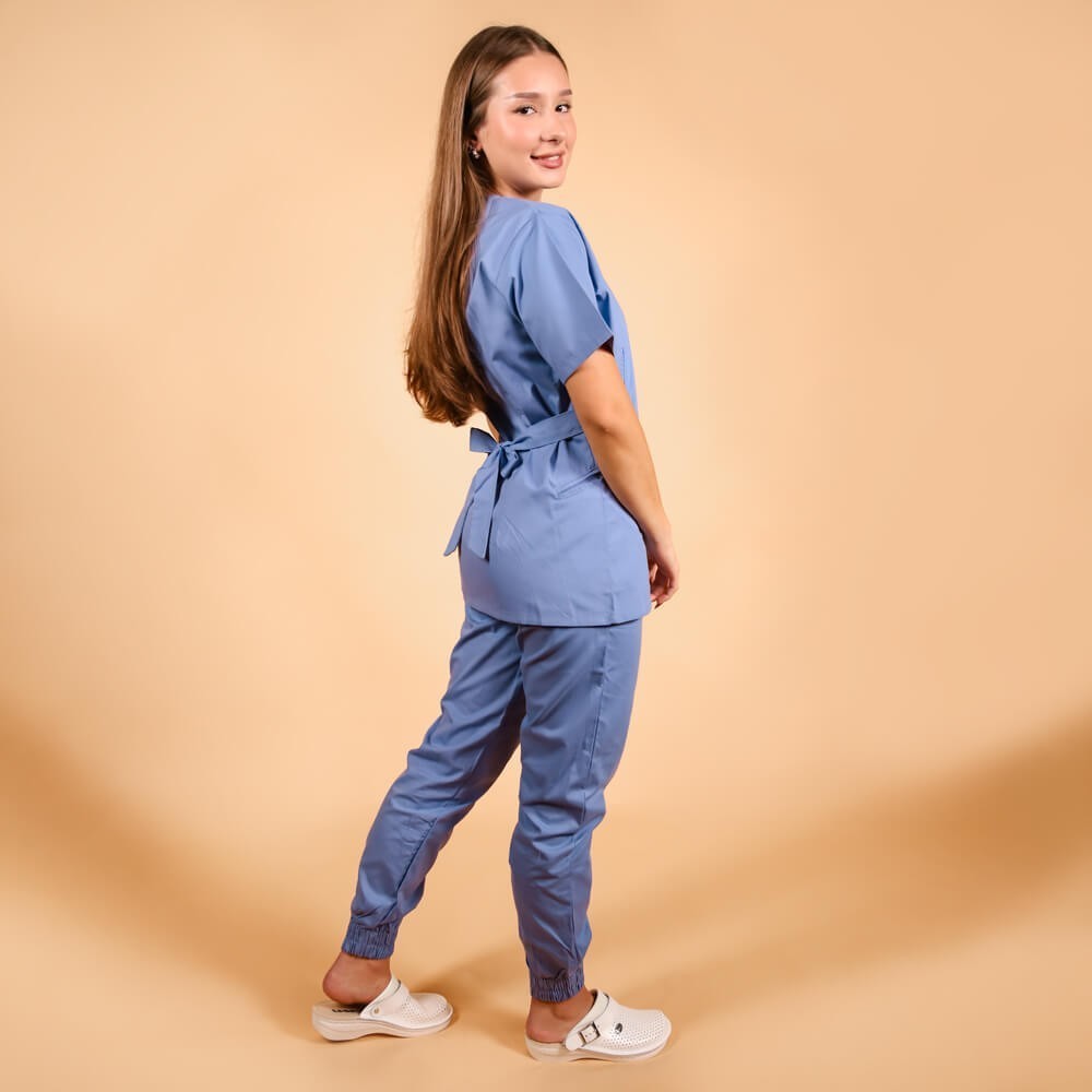 pantaloni cu elastic in talie si manseta