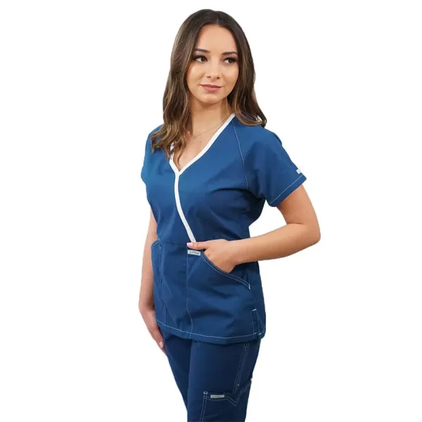 Costum medical Lotus 1
